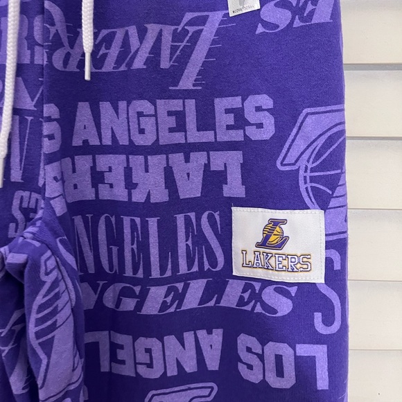 NWT XS NBA wide leg pants - Picture 5 of 7